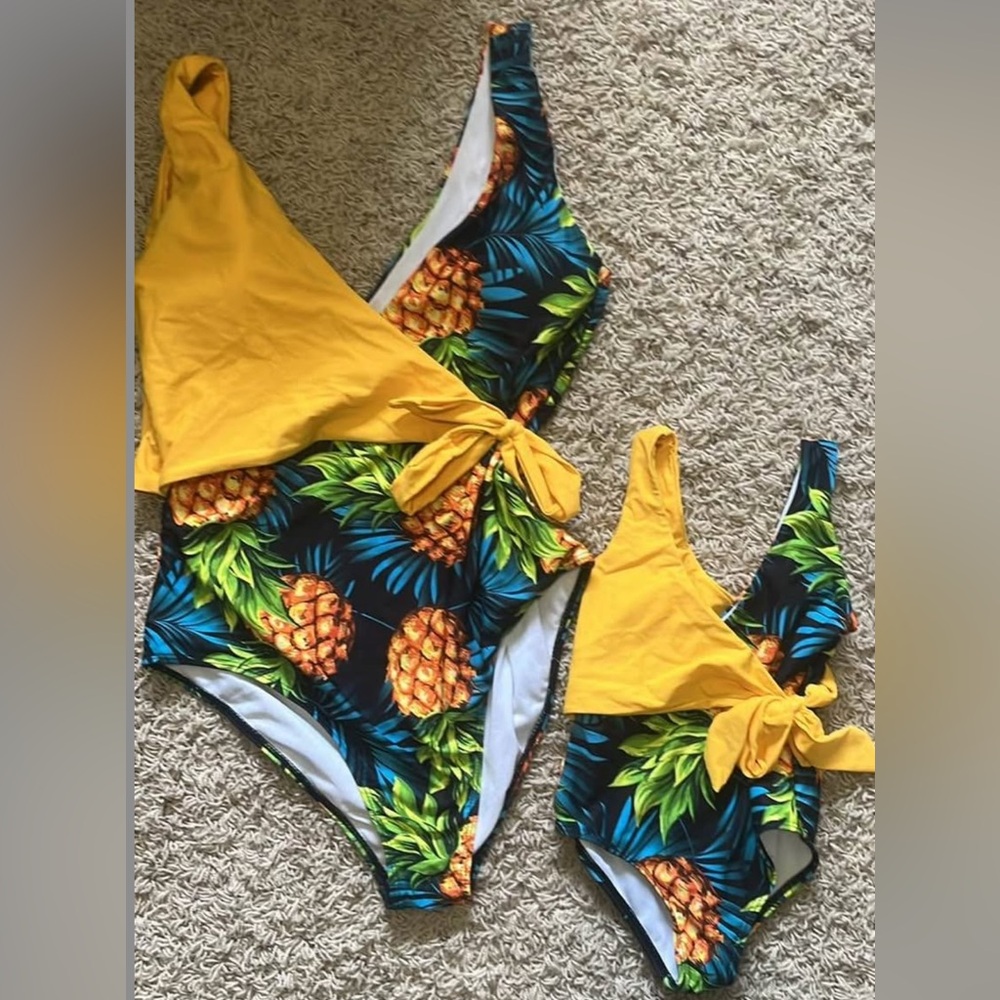 Mommy and mini Pineapple Print Swimsuit Set